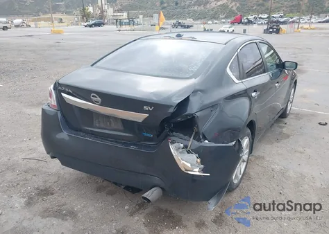 2014 Nissan Altima 2.5 Sv from USA, damaged, VIN 1N4AL3AP1EC267863